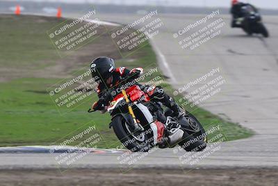 media/Nov-29-2025-TrackDaz (Sat) [[10ae2d9bce]]/A Group/Session 3 (Outside Grapevine)/